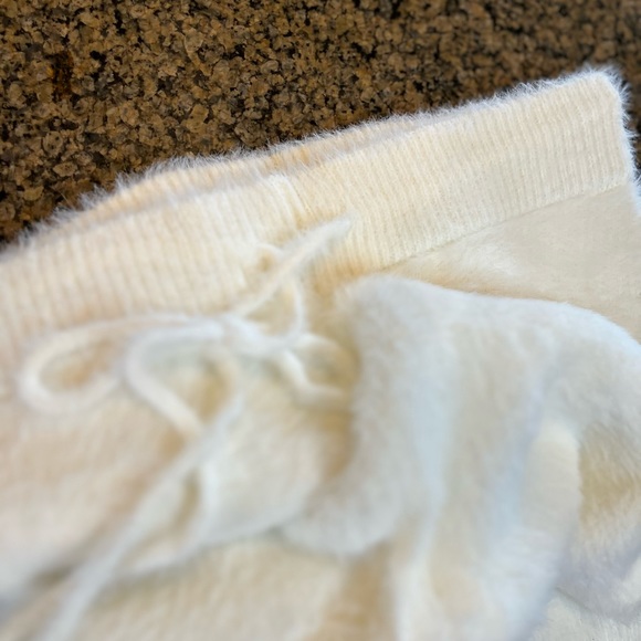 Fuzzy high waisted off white shorts. NWT - Picture 5 of 15
